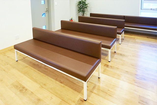 上野御徒町内科クリニック 待合室