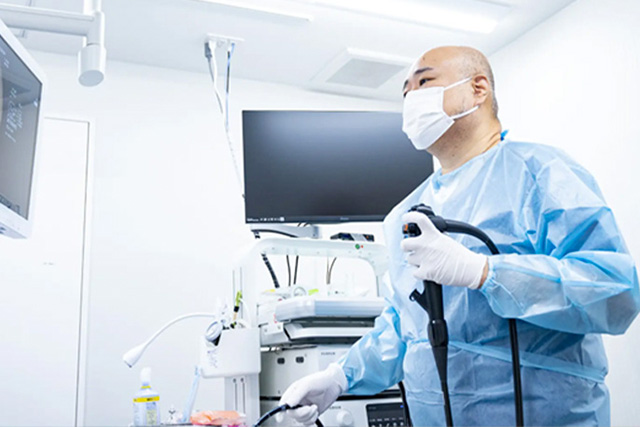 内視鏡専門医（院長）が実施